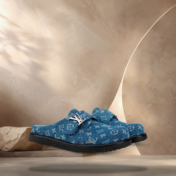 LOUIS VUITTON Easy Mule in gewaschenem Monogramm-Denim 158370680 [P]