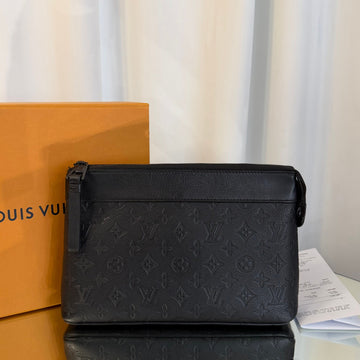Louis Vuitton Pochette Voyage Supplé Monogram Shadow M82545 158370694 [P]