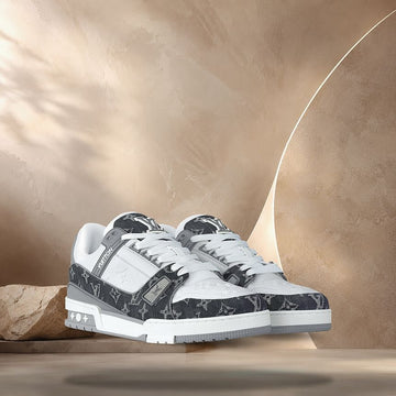 LOUIS VUITTON Trainer Sneakers Grau 158372328 [P]