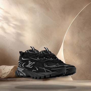 LOUIS VUITTON Tatic Runner Sneakers schwarz 158372350 [P]