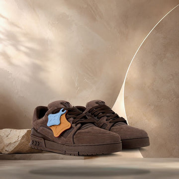 Louis Vuitton Trainer Distressed Sneakers Brown 158372357 [P]