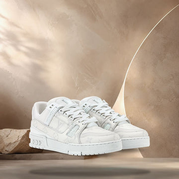 LOUIS VUITTON Trainer Sneakers Weiß 158372504 [P]