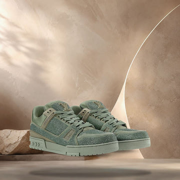 LOUIS VUITTON Trainer Sneakers khakigrün 158372513 [P]