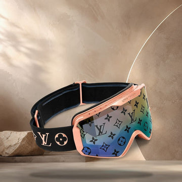LOUIS VUITTON Schnee-Graffiti-Maske Masken-Silhouette Z3138E 158376428 [P]