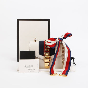 GUCCI Mini-Ketten-Schultertasche aus Leder Weiß 158191323 [P]
