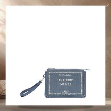 DIOR A5 トライアングルポーチ ブルー & ホワイト ブックカバー 刺繍 2BTCA629JAF_H56E 158406241 [P]
