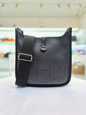 Hermes Evelyn III PM 29 Shoulder and Crossbody Bag Black H056277CK89 158407044 [P]