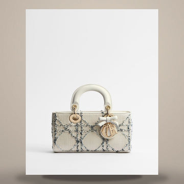 LOUIS VUITTON Lady D-Joy Bag Small Weiß & Blau Cannage Baumwolle Boucle 158408837 [P]