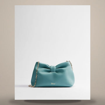 LOUIS VUITTON Klein Bow Bag in Turmalinblau aus Lammleder 158408927 [P]