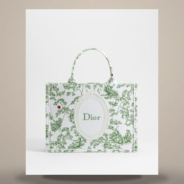 LOUIS VUITTON Tote-Umhängetasche Medium in grünem Multi-Color mit Clover-Stickerei und weißem Medaillon (36 x 27.5 x 16.5 cm) M1354PEHR_M28I 158408943 [P]