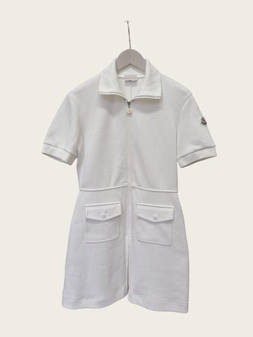 MONCLER Polo Kleid mit Wappen in Weiß 158409635 [P]