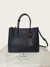 PRADA Schwarze Saffiano Goldene Doppel-Tote Schultertasche Medium 158409737 [P]