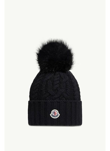 MONCLER カシミアブレンドポンポンビーニ 152205770 [P]