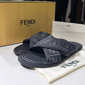 FENDI Männliche FF Jacquard Crossover Stoff Sandalen Slipper Schwarz 158440666 [P]
