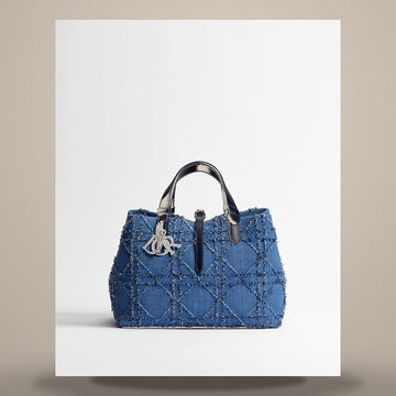 Louis Vuitton Medium Blue & White Macro Cannage Cotton Boucle Tote Bag M2873PDKD_M60I 158470280 [P]