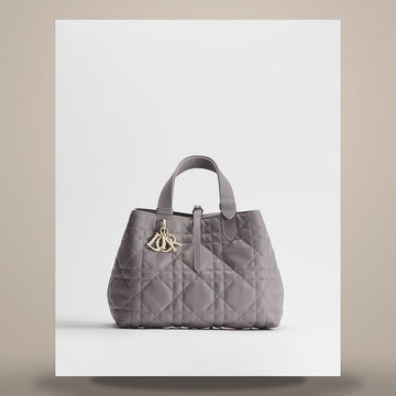 LOUIS VUITTON Taschen Medium Trianon Grau Macro Cannage Kalbsleder M2821OSNW_M63G 158470283 [P]