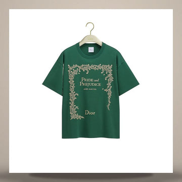 DIOR Oversized T-Shirt mit Buchcover aus grünem Baumwolljersey & goldtonigem metallischem Faden 158483040 [P]