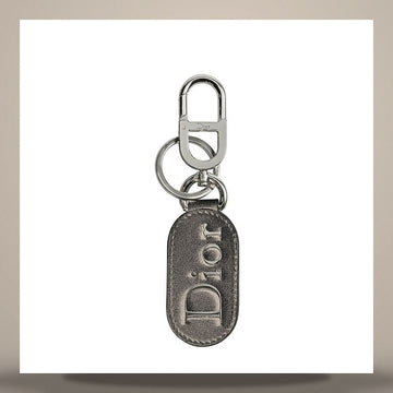 DIOR キーホルダー ブラック スムース カーフスキン & アンティーク シルバー フィニッシュ ブラス 2ESKH645GUA_H00N 158497113 [P]