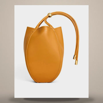 CELINE Kleine Drop Bucket Bag - weiches Supple Kalbsleder 158501286 [P]
