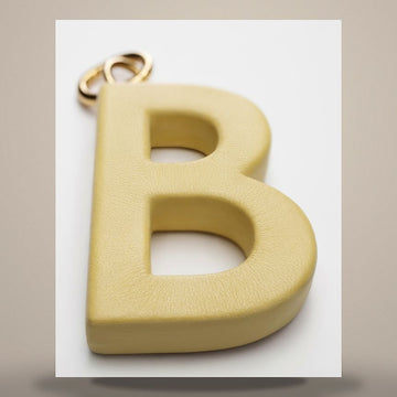 CELINE B Buchstaben Charms - Lammleder & goldfarbener Messing 158502716 [P]