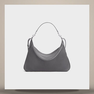 CELINE Large Romy - Soft Grain Calfskin Grau 111773DPJ.10DC 158505602 [P]