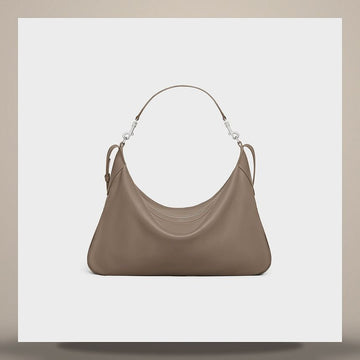 CELINE Große Romy - Supple Grain Kalbsleder Crossbody 111773DPJ.09SR 158505606 [P]