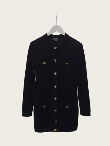 CHANEL Schwarzer Cashmere Langcardigan mit goldenen Coco-Buttons 34 158505892 [P]