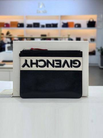 GIVENCHY ロゴポーチクラッチバッグ BK600 158538865 [P]