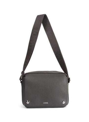 LOEWE ミディアムペブルメッセンジャーバッグ 155587471 [P]