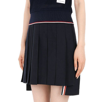 THOM BROWNE 23 S/S 女性サシ斜ストライププリーツスカート (ネイビー) 00473 415 54640775 [P]
