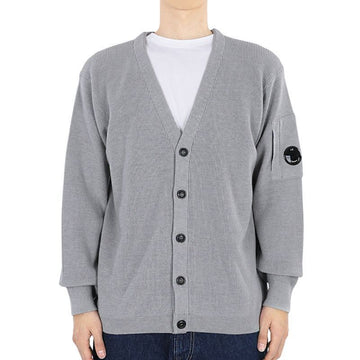 CP COMPANY Männer Linsen Wappen Knopfvorderseite Strickjacke (Grau) 17CMKN253A 006595A M92 113148503 [P]