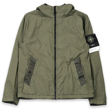 Stone Island Stone Men's Wappen Patch Crinkle Wrap Nylon Hooded Jacket (Military) L1S15 4100001 S0A23 V005G 150318134 [P]