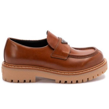 PRADA レザー ローファー 148703918 [P]
