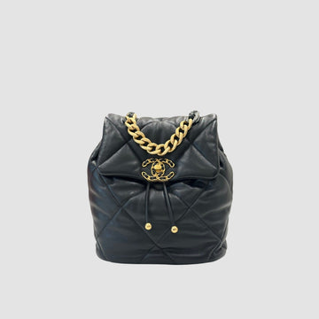 CHANEL Rucksack aus Lammleder in Gold AS4223 158602183 [P]