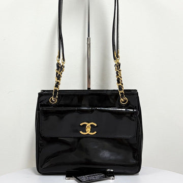CHANEL ペーントチェーンショルダーバッグ ブラック 158612360 [P]