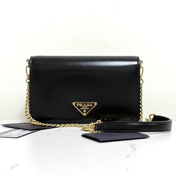 PRADA Kreuztasche aus Kalbsleder mit Kette Schwarz (1BD350) 158612646 [P]