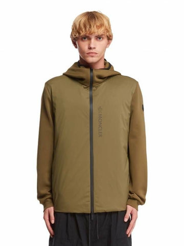 MONCLER Daunenjacke mit Reißverschluss und Kapuze 8G00054 89A8K 818 133041653 [P]