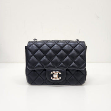 CHANEL Lambskin Petit Sac Crossbody Bag 158641946 [P]