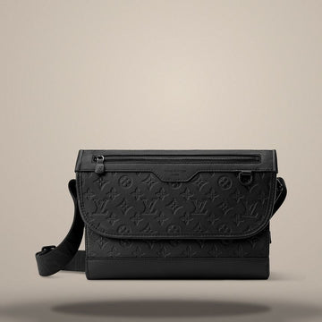 LOUIS VUITTON クーリエ メッセンジャー ブラック M28781 158643494 [P]