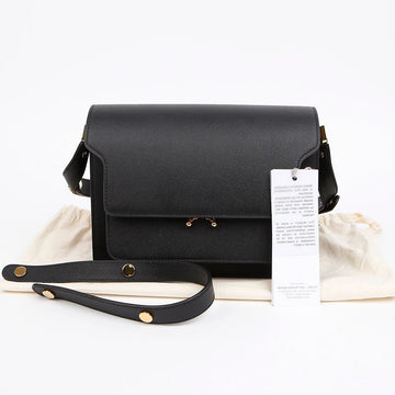 MARNI トランク ミディアム サフィアーノ レザー ショルダーバッグ ブラック 158378432 [P]