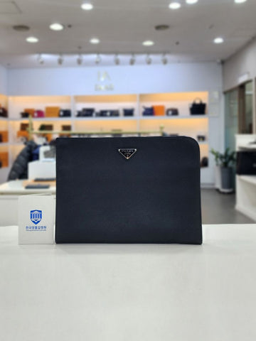 PRADA 三角ロゴクラッチバッグ 2VN003 158646420 [P]
