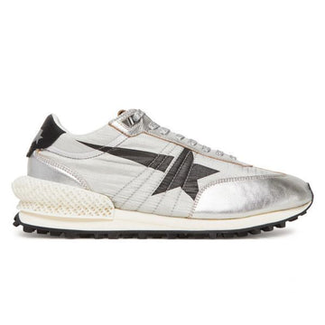 GOLDEN GOOSE シルバー リップストップ ナイロン アッパー＆ブラックスター マラソンスニーカー 156816978 [P]
