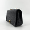 CHANEL Matelassé Schultertasche mit goldener Drehverschluss 158665735 [P]