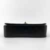 CHANEL Matelassé Schultertasche mit goldener Drehverschluss 158665735 [P]