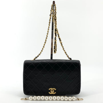 CHANEL Matelassé Schultertasche mit goldener Drehverschluss 158665735 [P]