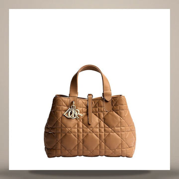 DIOR Toughe Medium Camel Macro Cannage Kalbsleder M2821OSNW_M65M 158666110 [P]