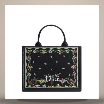 DIOR Amour Buch Tote Schultertasche Medium Schwarz Multi-Farben Revolution Blumenstickerei (36 x 27,5 x 16,5 cm) M1354PEHX_M911 158666126 [P]