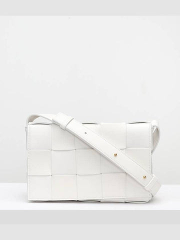 BOTTEGA VENETA カセットバッグ 578004 VMAY1 9009 151055581 [P]