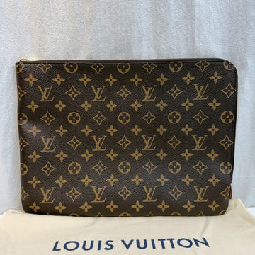 Louis Vuitton Monogram Etui Voyage MM Clutch M44499 158675957 [P]