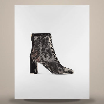 DIOR Naughtily-D Absatz-Ankle-Stiefel mit transparentem Mesh & schwarzen Rosenstickereien, Ziegenleder 158713484 [P]